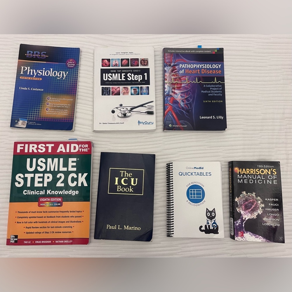Medical Books (OPEN TO OFFERS)